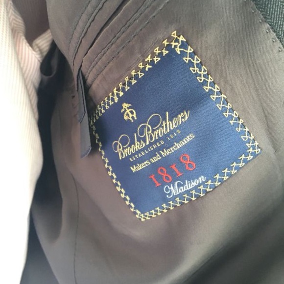 Brooks Brothers Men’s Gray Suit Size 40 Reg. - Picture 3 of 4